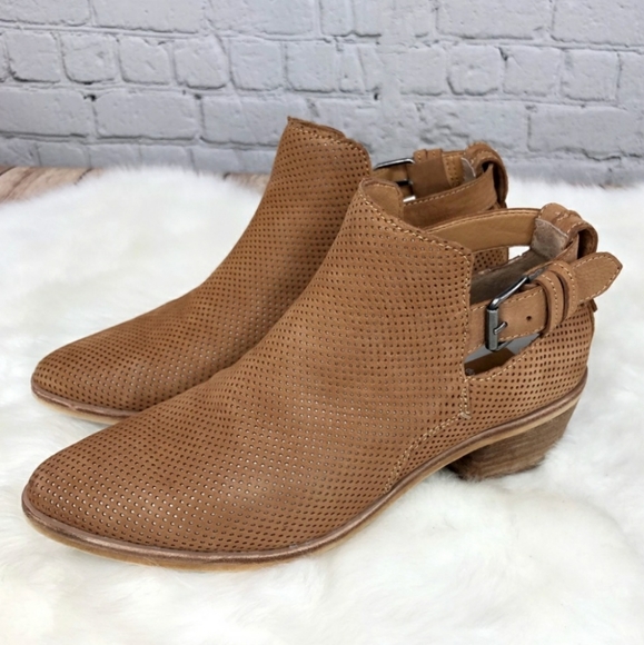 Dolce Vita Shoes - Dolce Vita Booties Kara Tan Nubuck Suede Size 7